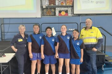 Rod Emery inspires future surveyors through AREEA’s Bright Future STEM program 