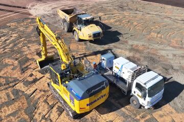 Reducing emissions with RTL electric excavator trial